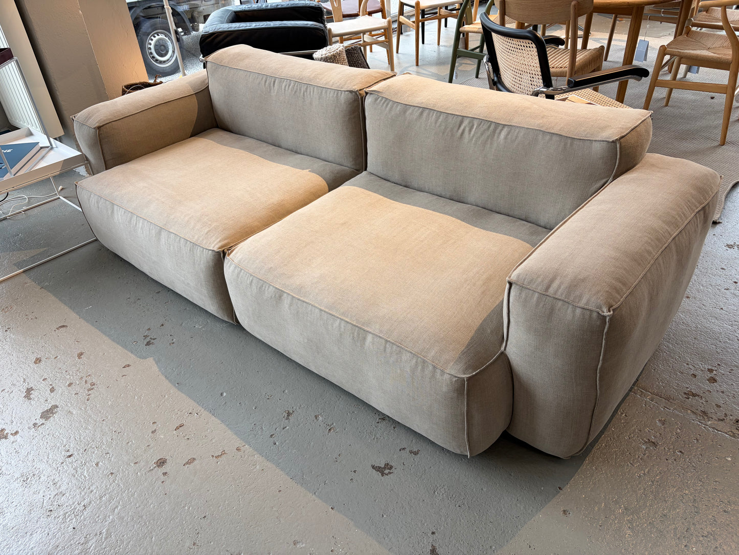 HAY MAGS SOFT 2,5 SEATER WITH REMOVABLE COVER LOW ARMREST COMBINATION 1 LINARA-216