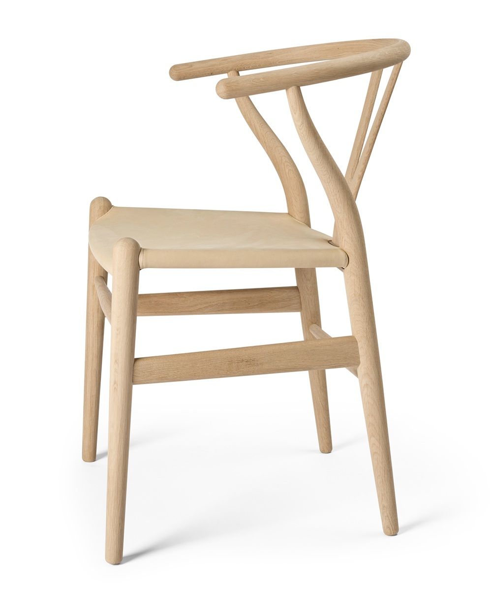 Carl Hansen & Søn CH24P Wishbone Chair – Eiche geseift / terra 20364 sand