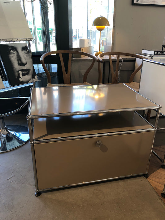 USM Haller Druckertisch 75x50 beige mit Aufbau