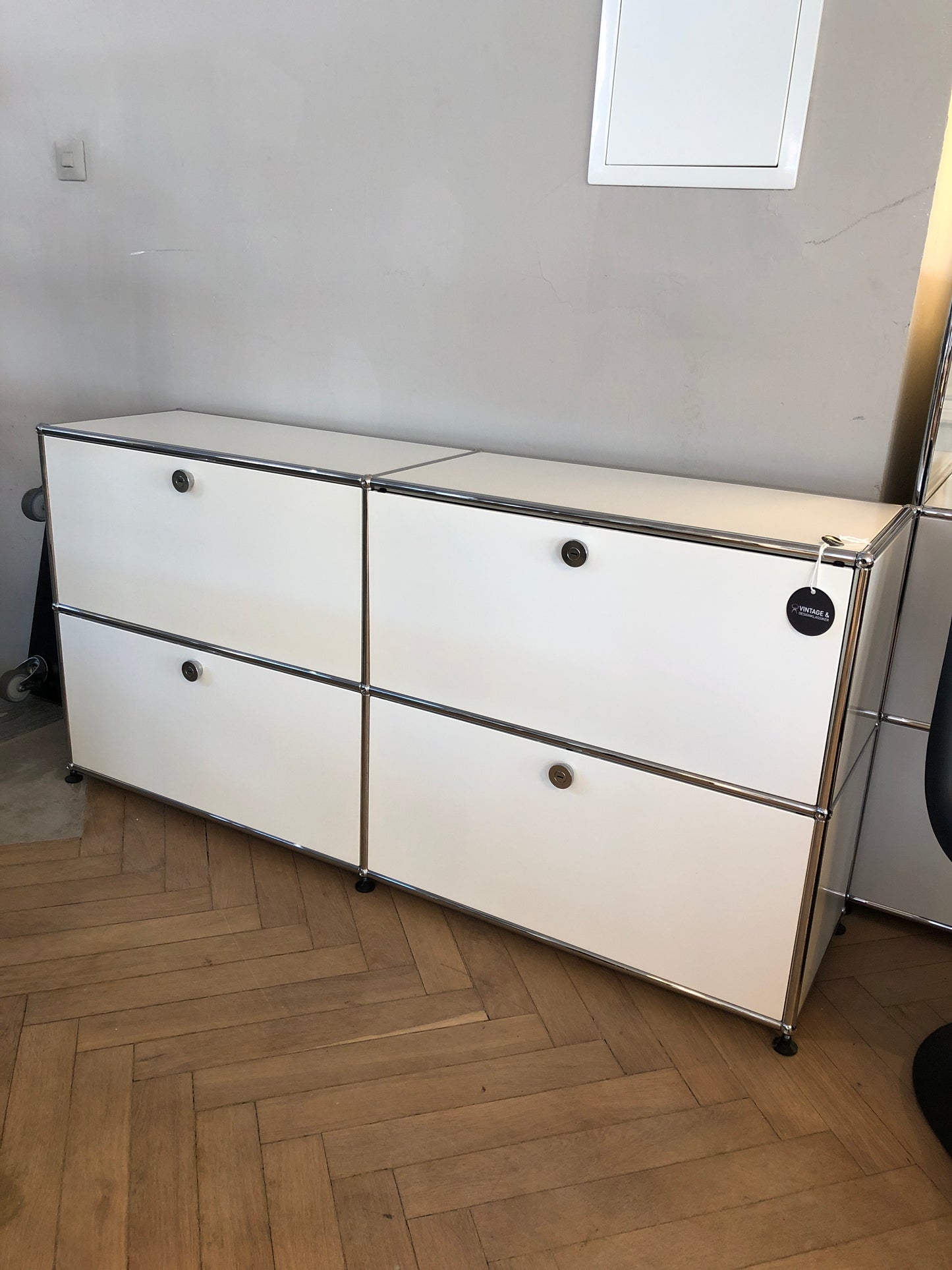 USM Haller 2x2 Klapptüren - reinweiß