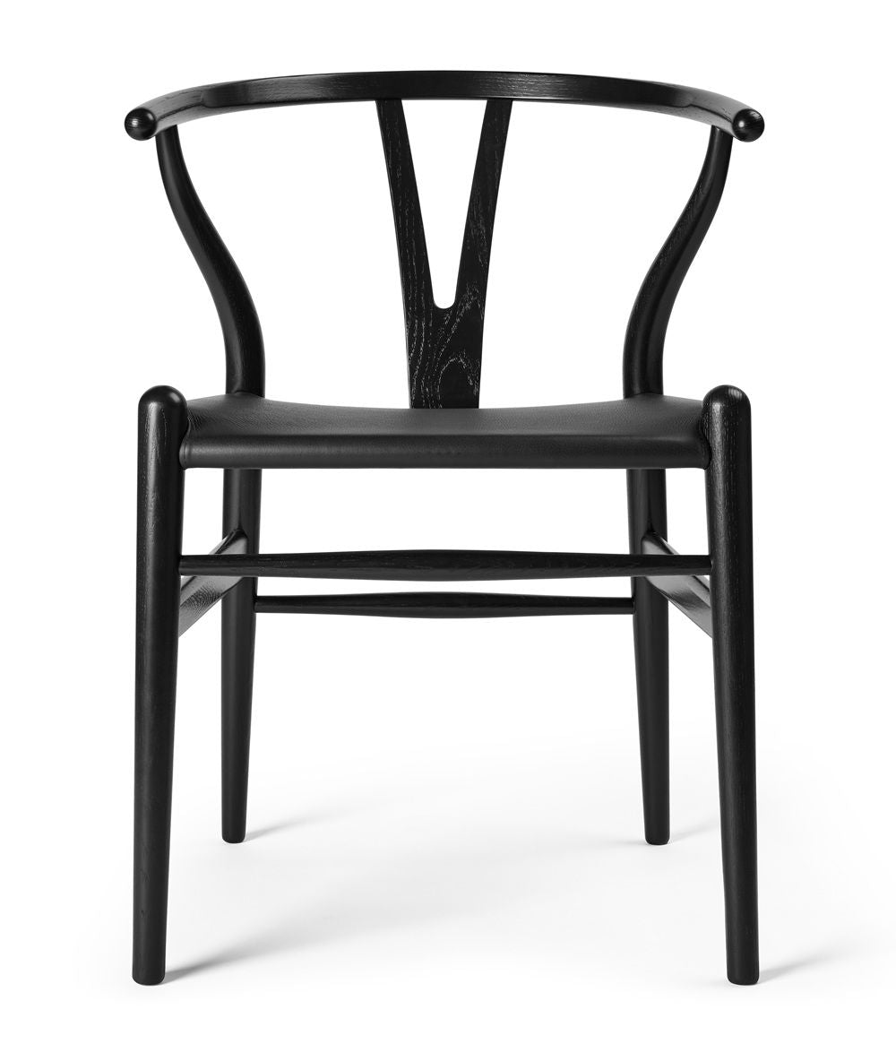 Carl Hansen & Søn CH24P Wishbone Chair – Eiche geschwärzt / thor 301 sand