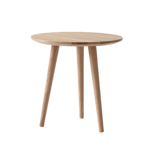 In Between Side Table SK13 Ø48 cm H48 cm Solid wood Oiled oak