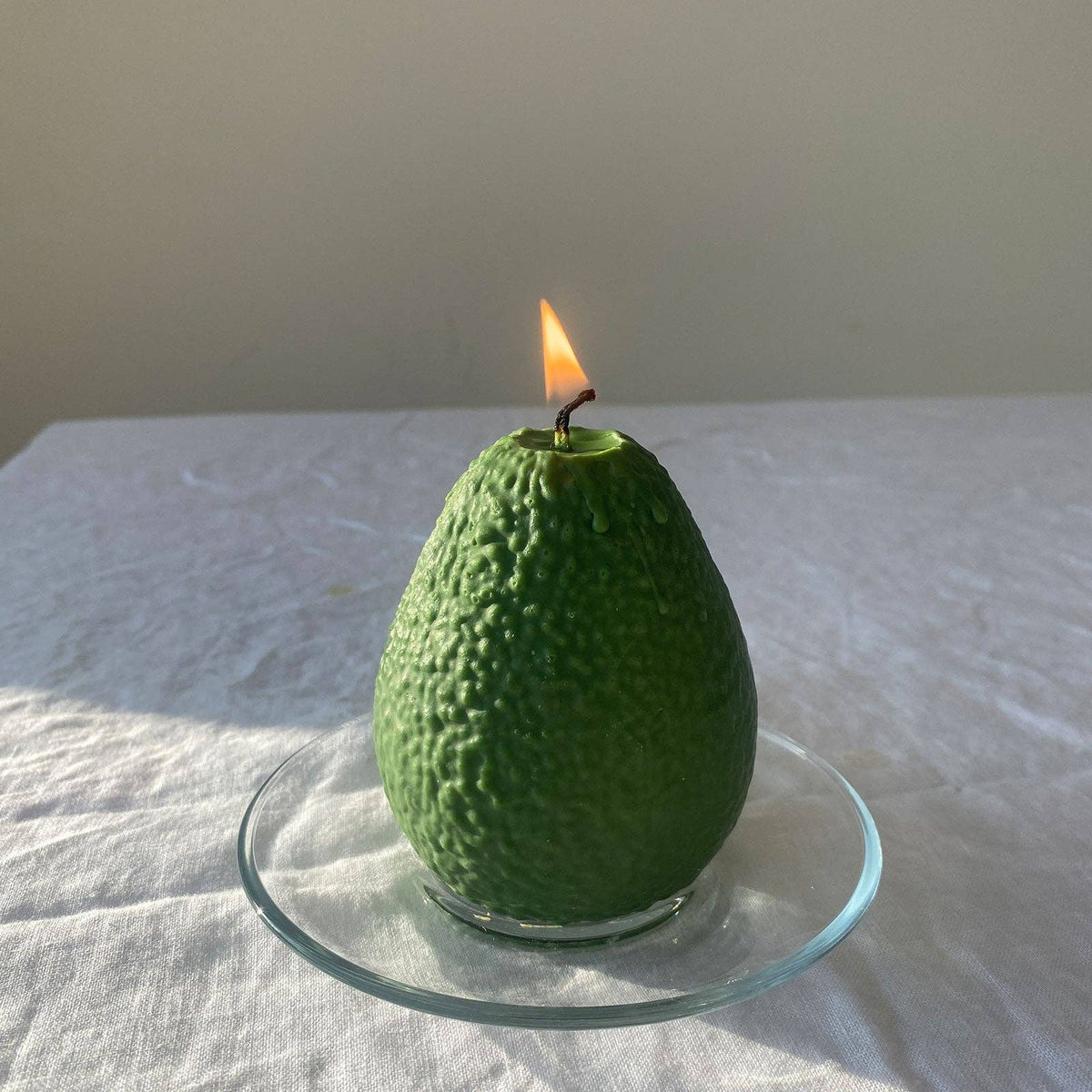 Große Avocadokerze: Grün / Meersalz und Orchidee / Einzelne Avocado